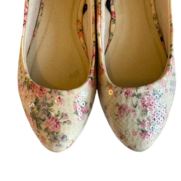 Sequins Floral Ballet Flats - Picture 3 of 4